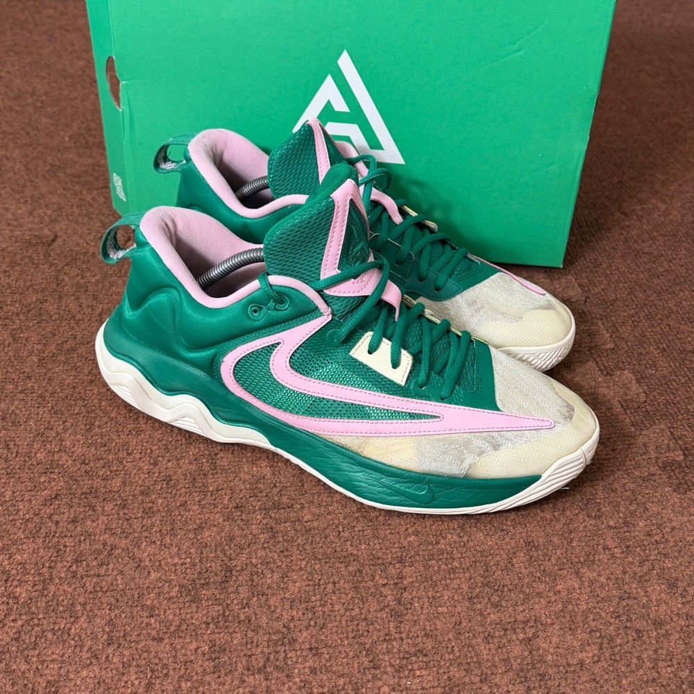 Nike Giannis Immortality 3 Malachite Green Pink‎ DZ7533-300 Mens Size 11.5 Shoes